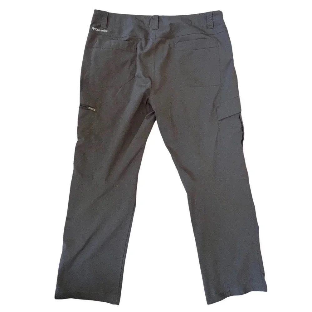 Columbia Mens Omni-Shade Cargo Hiking Pants Gray 36x32 Straight Leg Outdoor